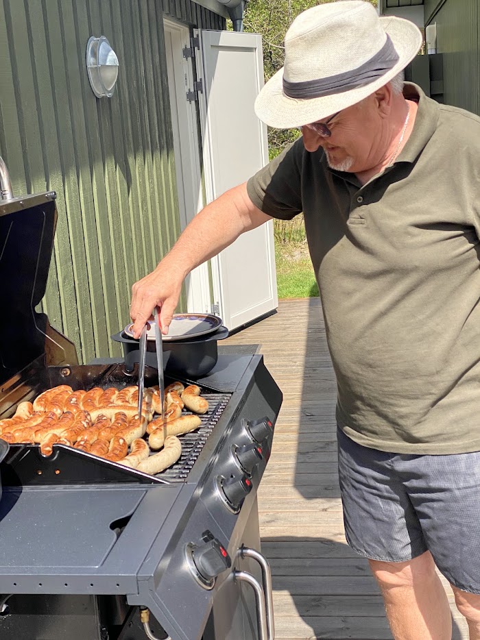 Henry sørger for ringriderpølser
